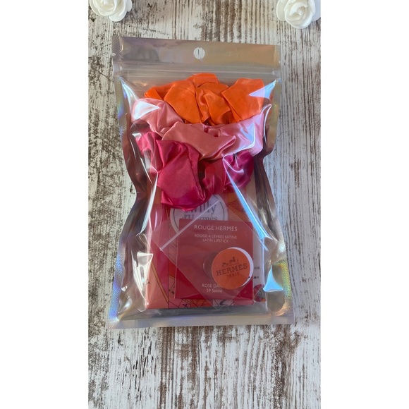 Brand new Hermès exclusive bundle - Picture 2 of 7